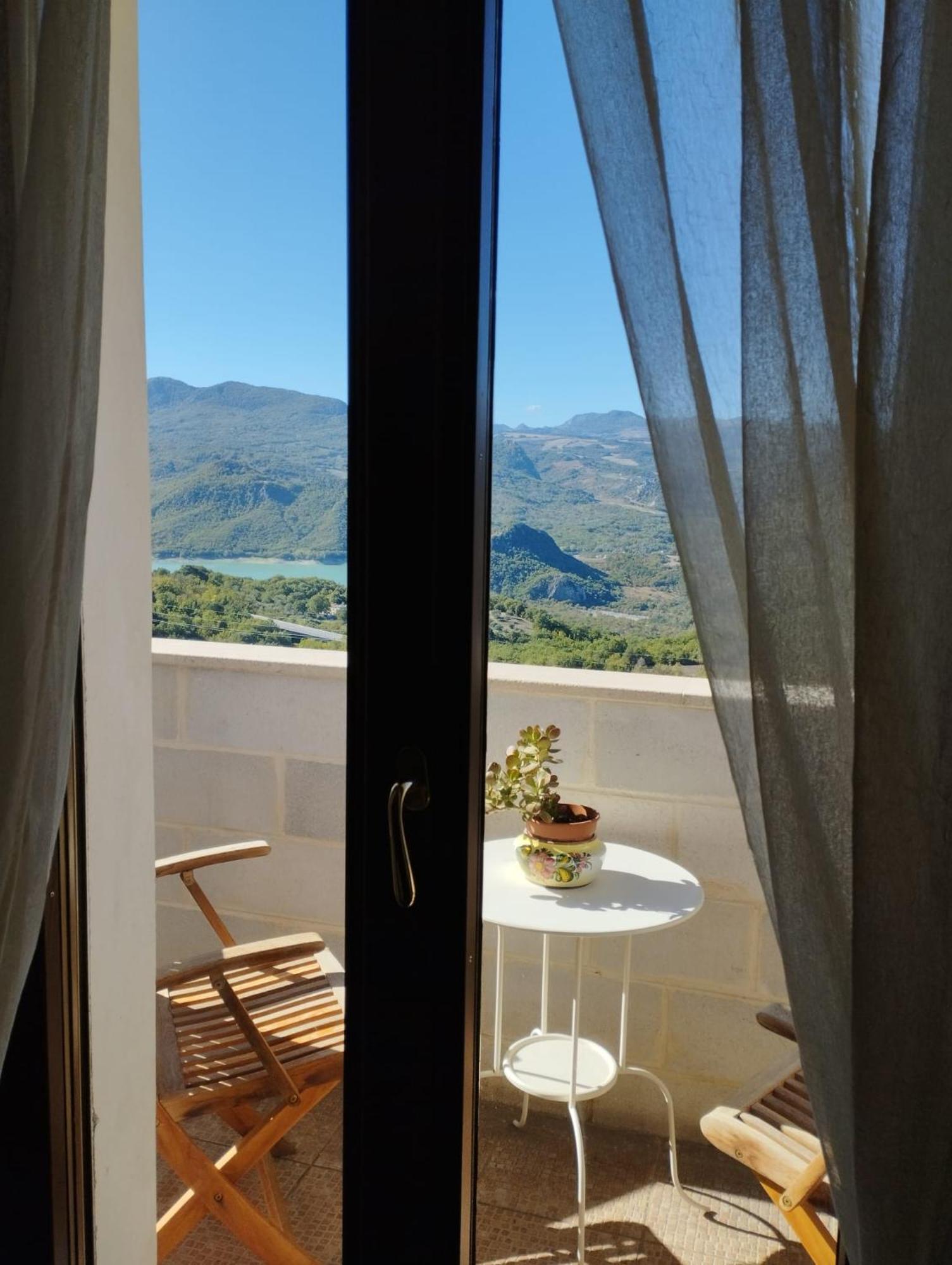 B&B "Za' Vittoria"#LagodiБомба Экстерьер фото